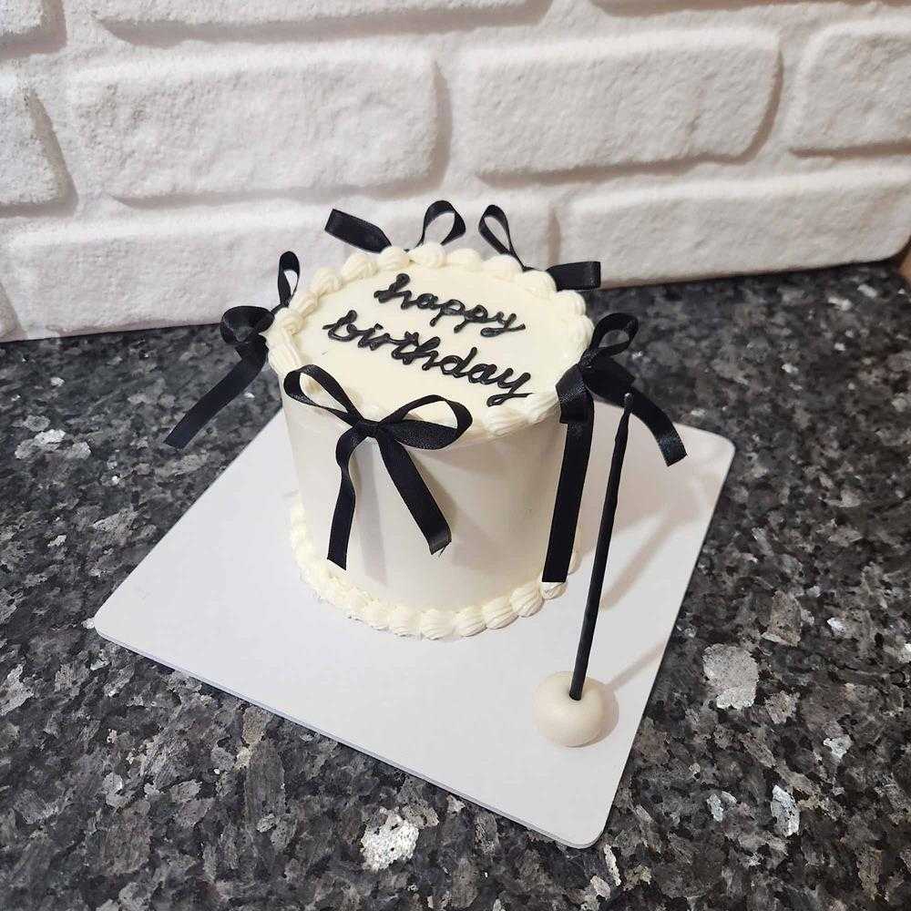 Kurdeleli Yazılı Buttercream Pasta Modelleri