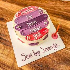 Senden bir tane daha yok yan görünüm – dekoratif süsleme